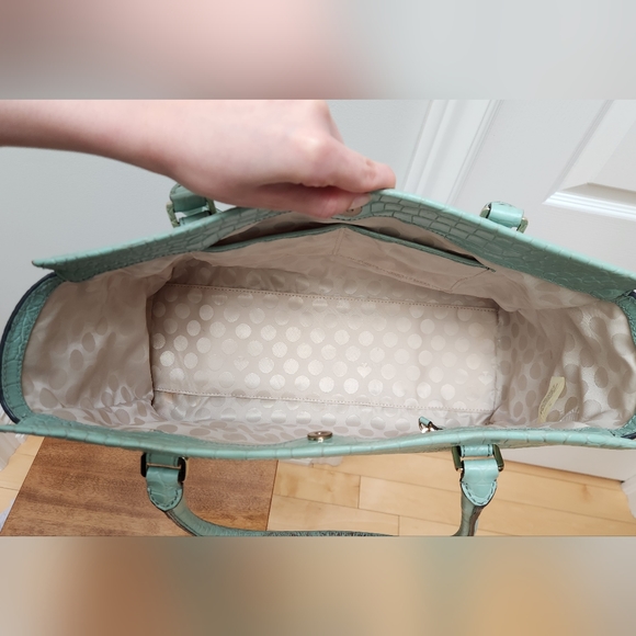Kate Spade Croc Embossed Tote - Picture 10 of 17